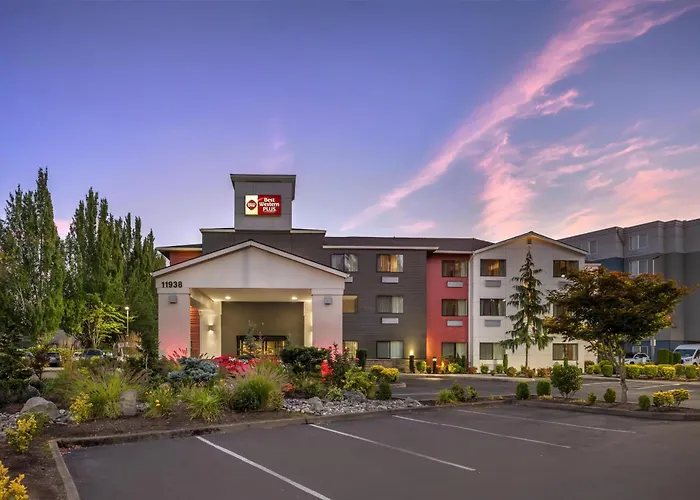 Best Western Plus Portland Airport Hotel & Suites