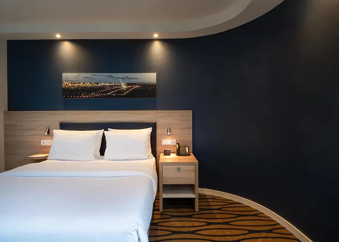 Hampton By Hilton Frankfurt Airport