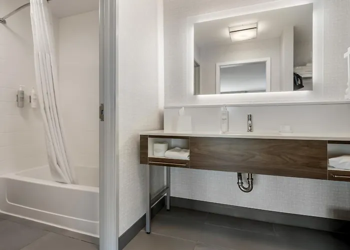 Hampton Inn & Suites Pekin