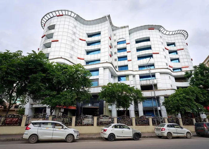 Treebo Premium Metropolis