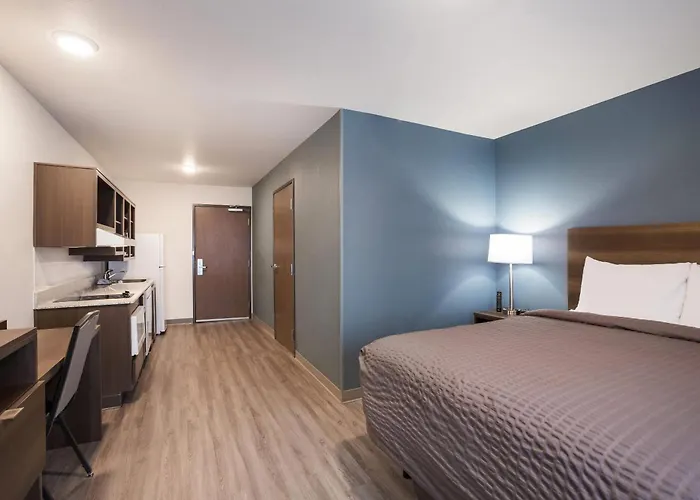 Woodspring Suites Detroit Madison Heights