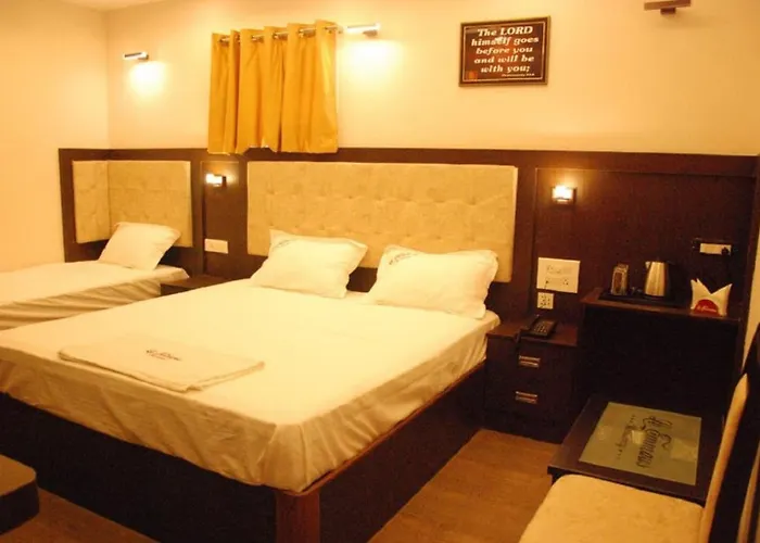 Le Emerald Residency