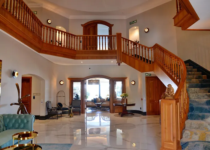 Apogee Boutique Hotel & Spa