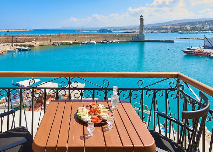 Vista Del Porto Luxury Suites