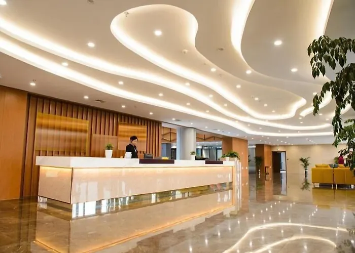 Greentree Eastern Rizhao High Speed Railway Station Hotel