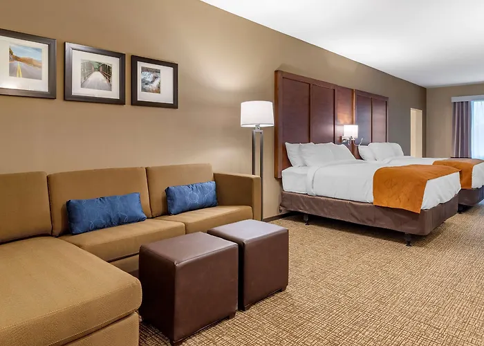 Comfort Suites Newnan