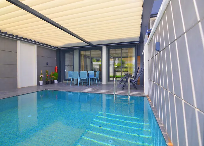 Juglans Suites