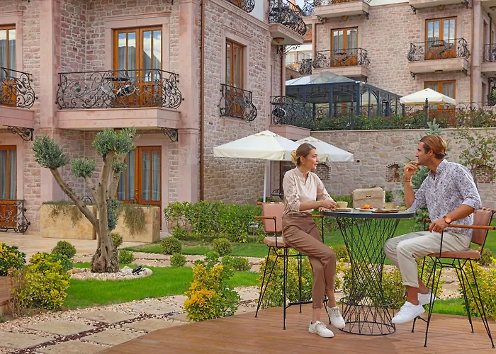 Cunda Baradiel Hotel