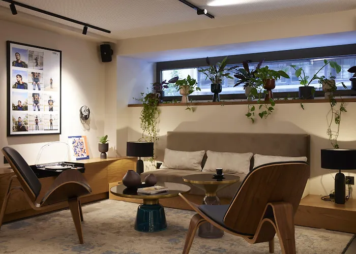 Teight Hotel