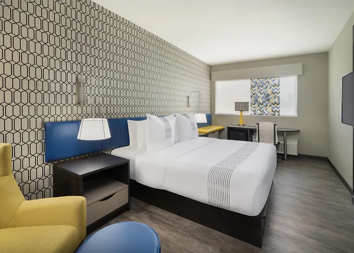 Glo Best Western Tulsa-Catoosa East Route 66