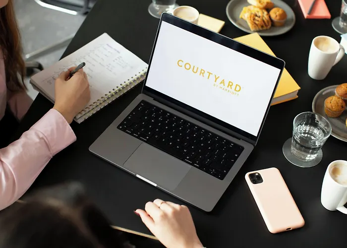 Courtyard By Marriott Glasgow Sec
