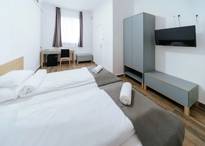 Rakoczi Hotel, Tabor Es Rendezvenykoezpont