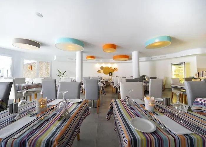 Aqua Suites