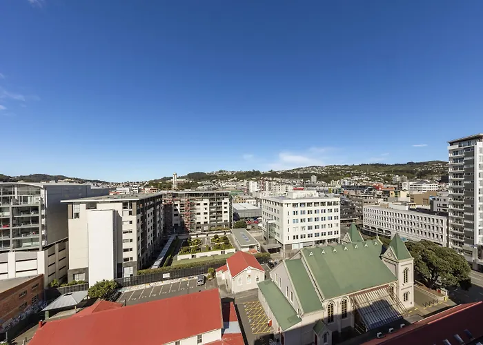 Oaks Wellington Hotel