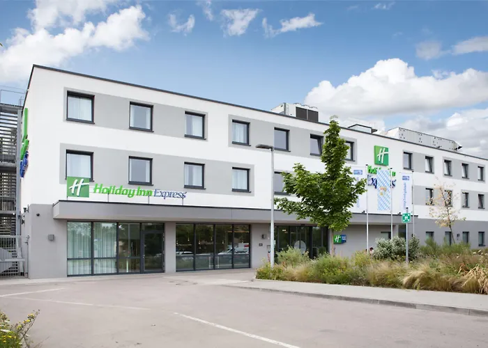 Holiday Inn Express Munich - Olympiapark By Ihg