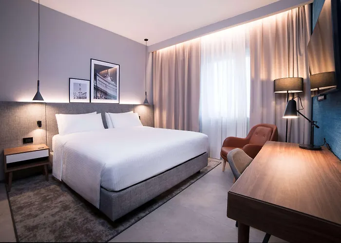 Radisson Hotel Nola Naples