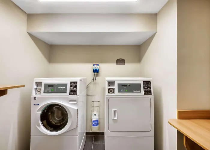Microtel Inn & Suites By Wyndham Farmington