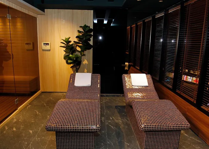 Ambasador Hotel