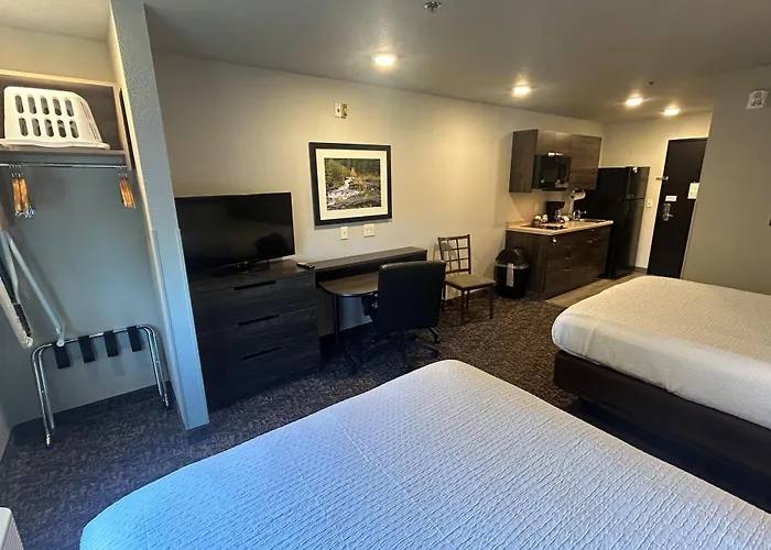 Executive Residency By Best Western Medford