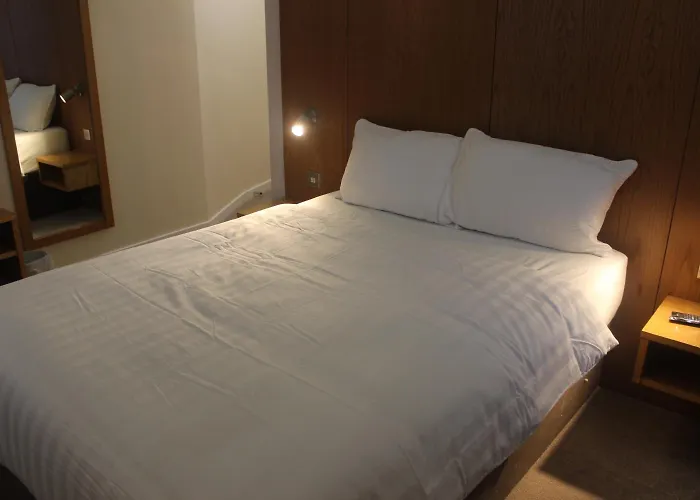 Corona Hotel Rotherham Sheffield Meadowhall