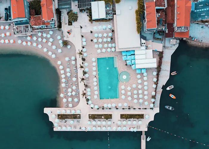 Palmon Bay Hotel & Spa