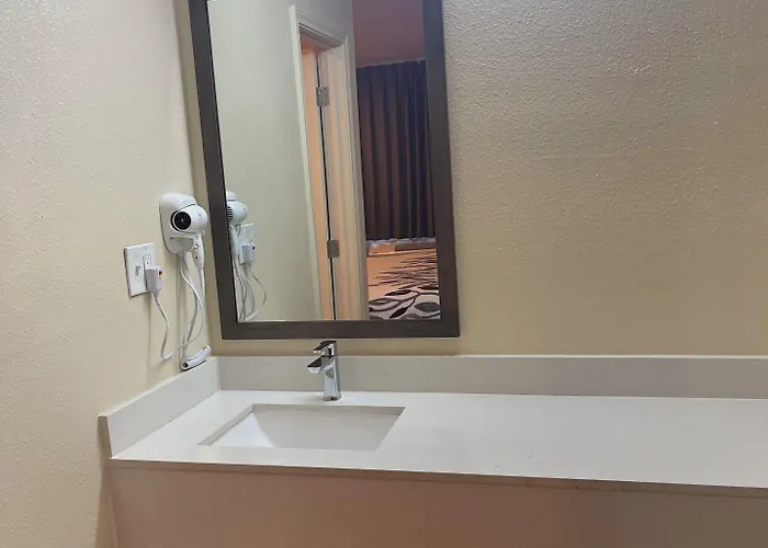 Red Roof Inn Haltom City