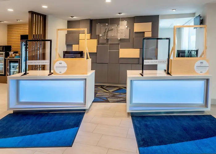 Holiday Inn Express & Suites - Milwaukee West Allis By Ihg