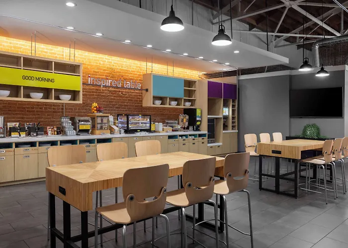 Home2 Suites By Hilton Phoenix Downtown