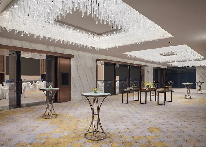 Intercontinental Zhengzhou By Ihg郑州丹尼斯广场洲际酒店