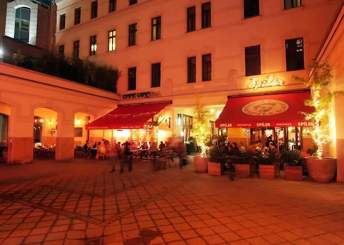 Gozsdu Court Budapest
