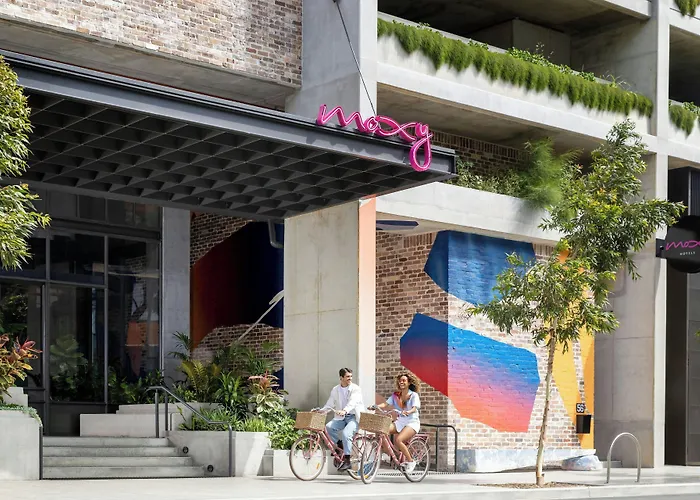 Moxy Sydney Airport