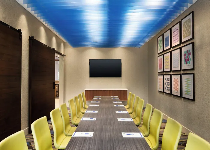Holiday Inn Express & Suites - Brighton By Ihg