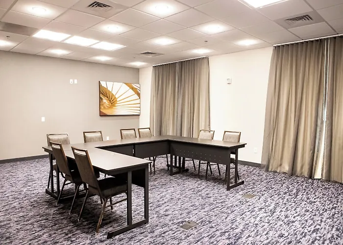 Fairfield Inn & Suites By Marriott Richmond Airport