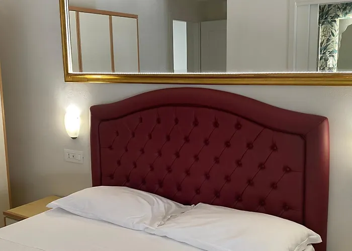 Cinquestelle Albergo Del Centro Storico