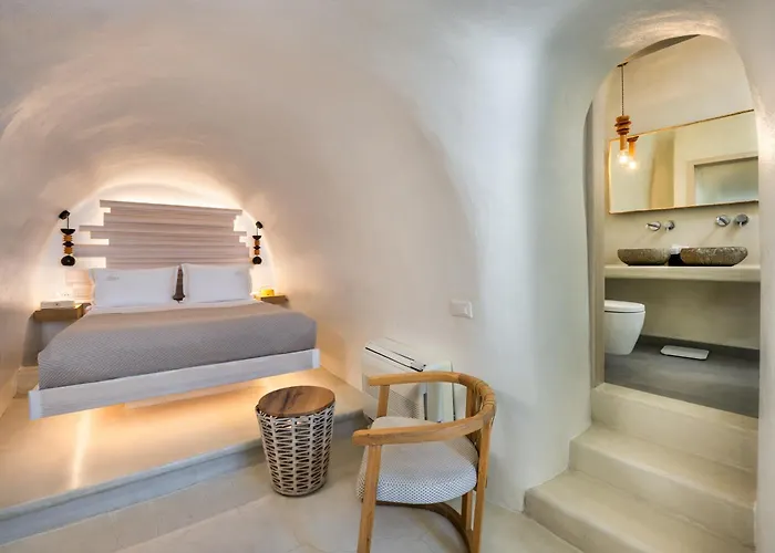 Athina Luxury Suites
