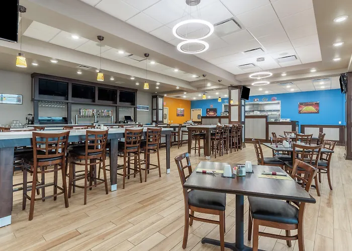 Holiday Inn & Suites - Jefferson City By Ihg