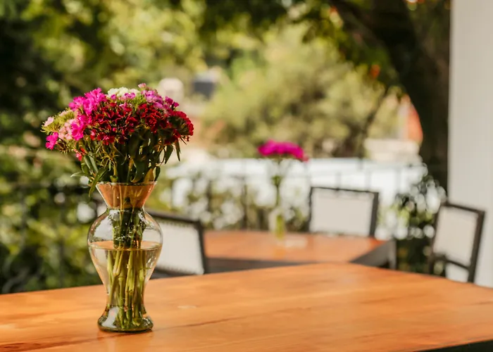Agrado Guest House