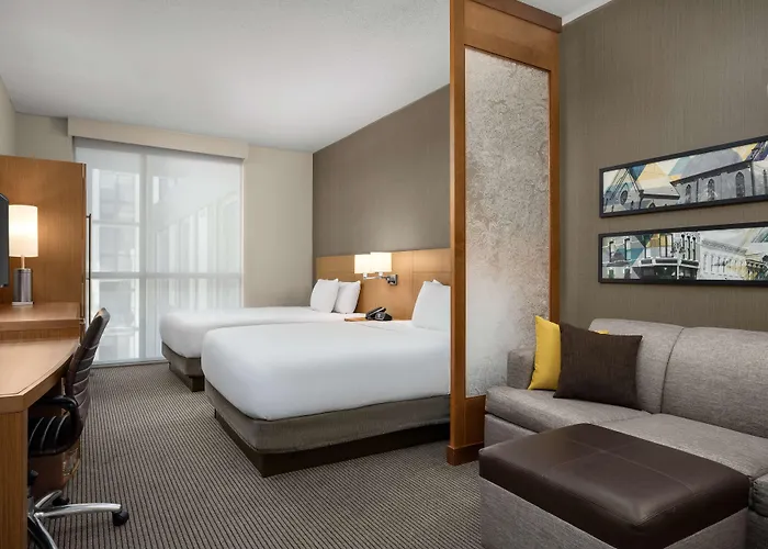 Hyatt Place Iowa City Downtown