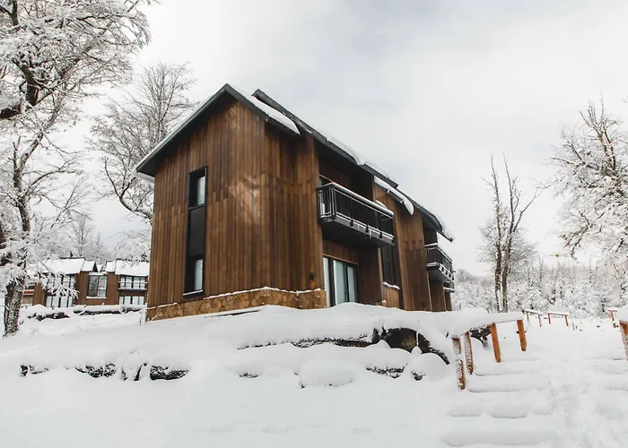 El Refugio Ski & Summer Lodge