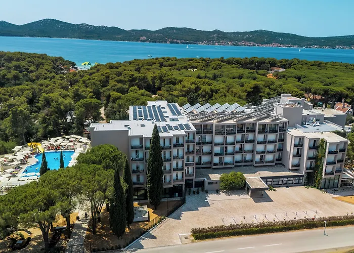 Family Hotel Adria