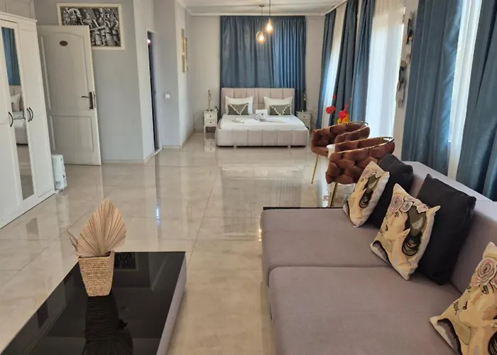 Caprice Deluxe Accomodation
