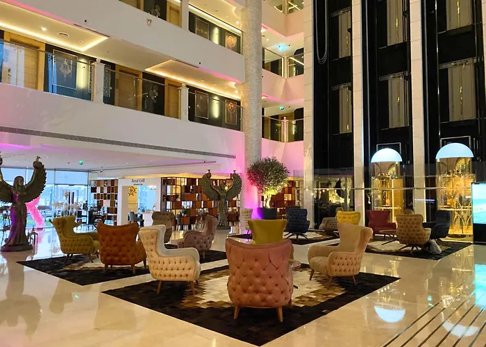 Royal Central Hotel And Resort The Palm