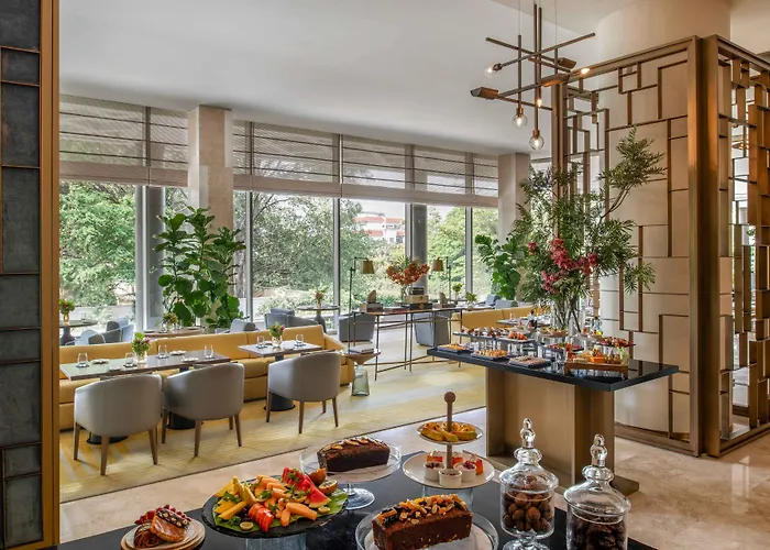 Four Seasons Hotel Bengaluru At Embassy One