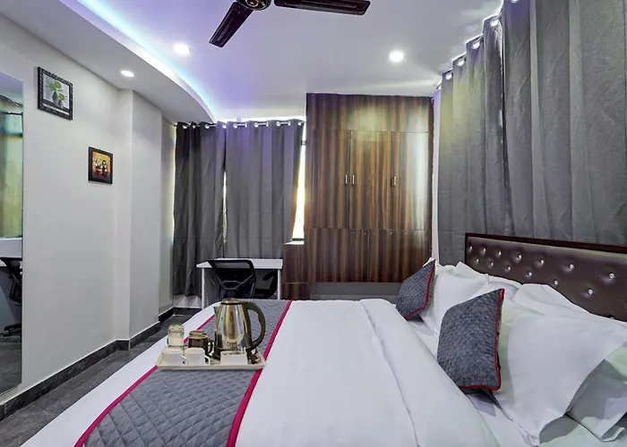 Super Townhouse G Silver Hotels Near Us Biometric