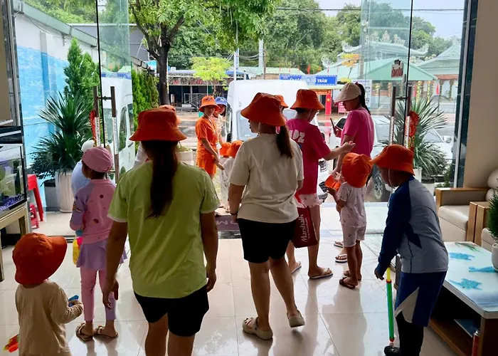 Quang Vinh Ho Tram