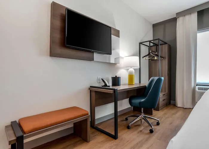 Comfort Inn & Suites Panama City Beach - Pier Park Area