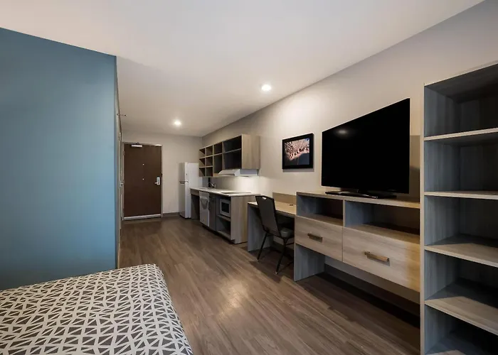 Woodspring Suites Wixom - Novi