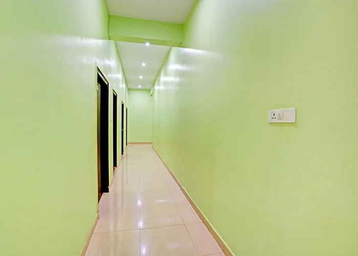 Hotel O Sarita Palace