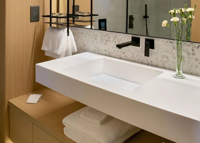Mercure Larnaca Beach Resort