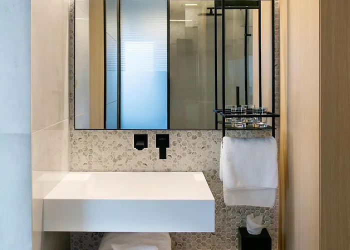 Mercure Larnaca Beach Resort